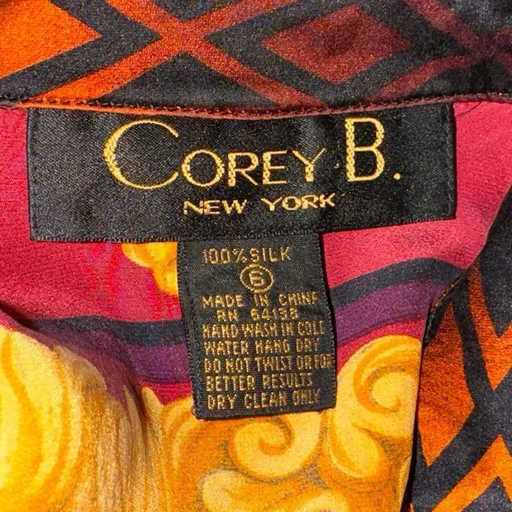 COREY B. New‎ York Silk Button Down Top Shirt Size 6 Wild Barocco Print Work VTG - Picture 3 of 6